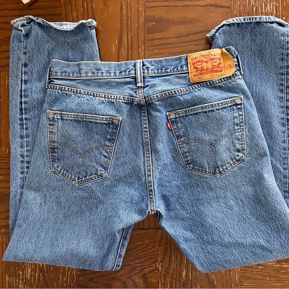 Levi’s jeans 501s